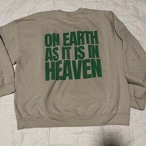 Christian Gildan Beige Crewneck Sweater